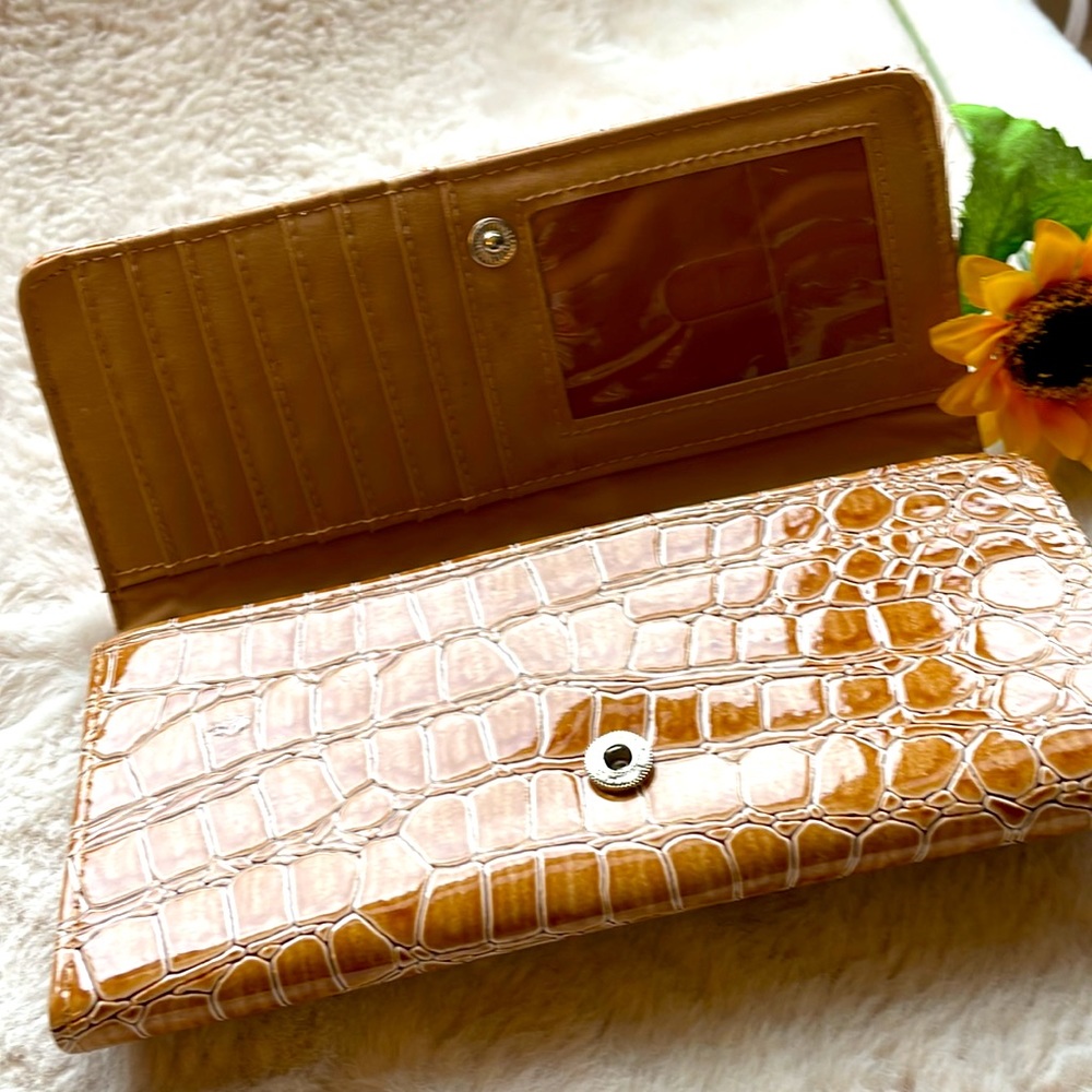 Croc Print Wallet - Picture 7 of 14